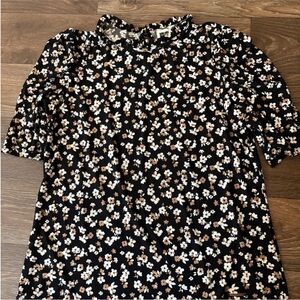 Anne Klein Black and White Floral Blouse